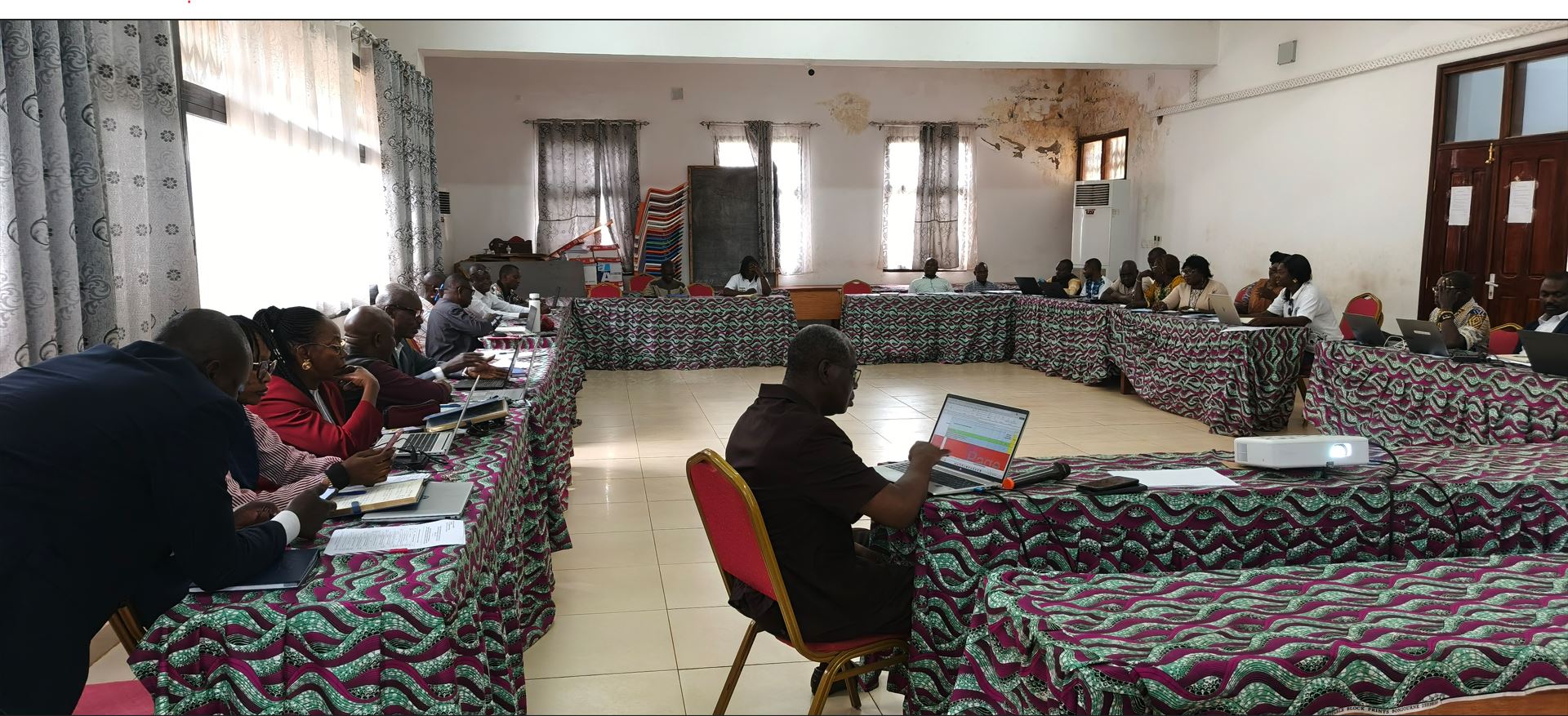 HISWACA-SOP 2 : l’ICASEES consolide l’actualisation de la stratégie de passation des marchés à travers l’examen approfondi du PTBA 2026